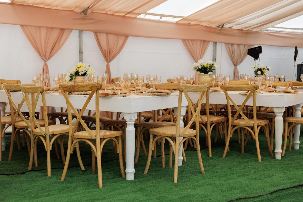 Glossy tables with crossback chairs